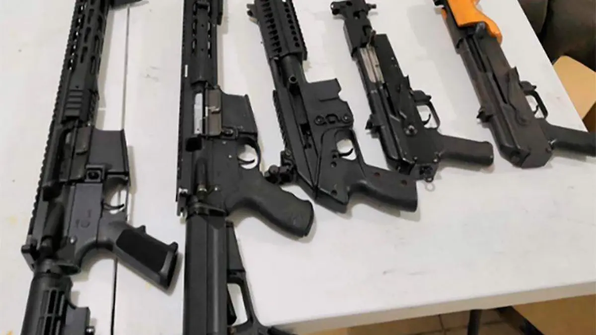 Las armas aseguradas quedaron a disposición de las autoridades