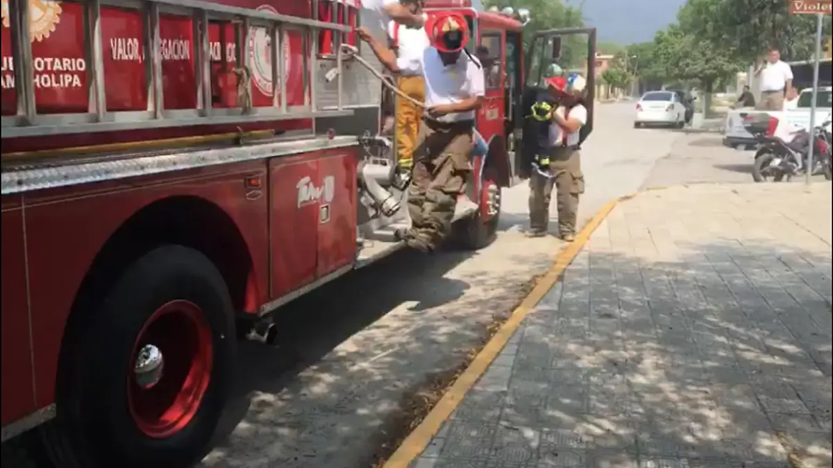 Captura de pantalla 2019-05-31 a las 5.11.28 p.m.