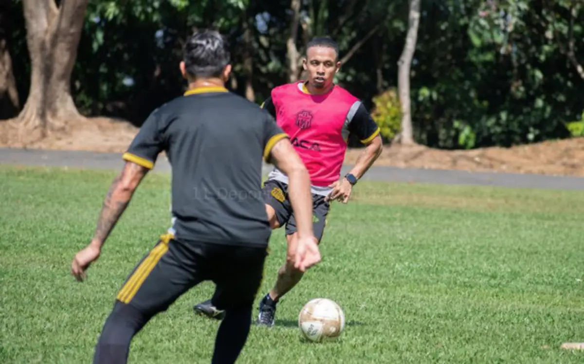 Captura de pantalla 2021-02-11 a la(s) 23.52.09