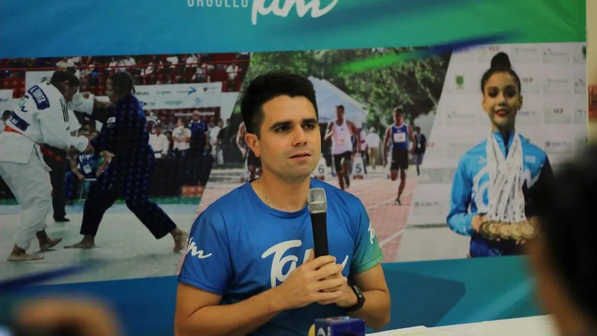 CARLOS FERNANDEZ