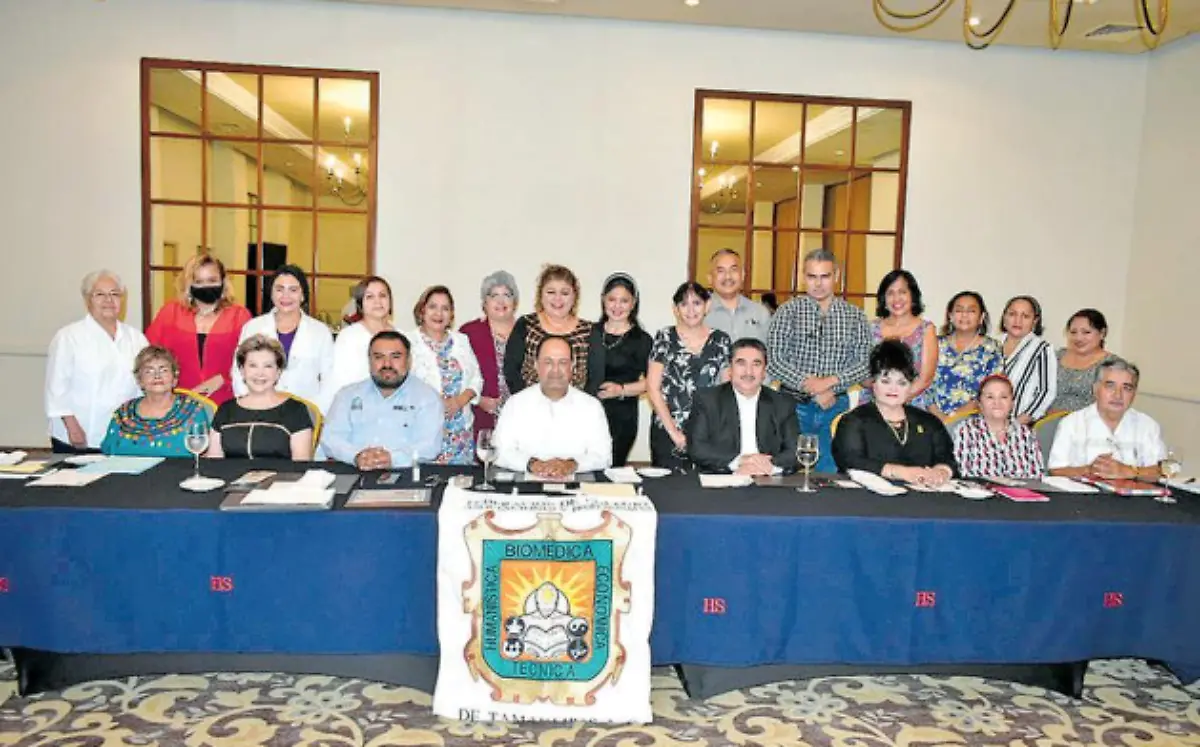 Captura de pantalla 2021-06-01 a la(s) 23.13.53