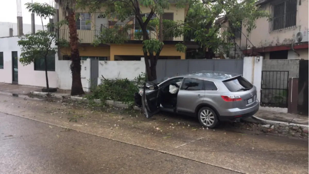 camioneta choca1