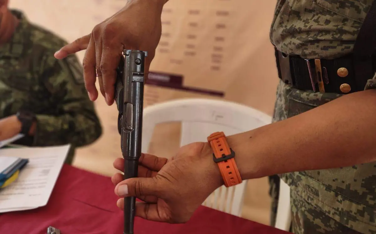 Entregan lanza granada en módulo de Canje de Armas