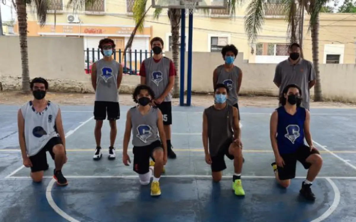 Captura de pantalla 2021-05-08 a la(s) 23.26.45