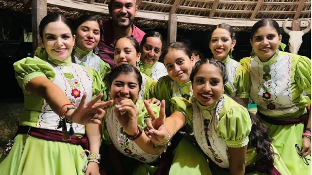 FLOR DE AZAHAR se llevó el triunfo en la justa de Escaramuzas