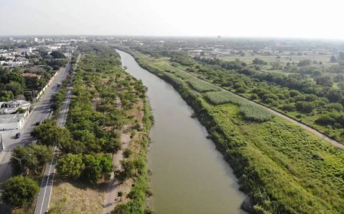 Padre busca durante días a su hija en el Rio Bravo