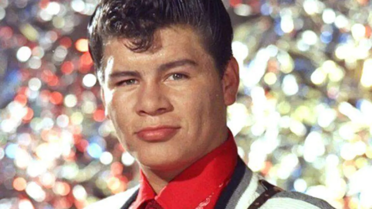 Ritchie_Valens_1-56a6cbf25f9b58b7d0e4b072