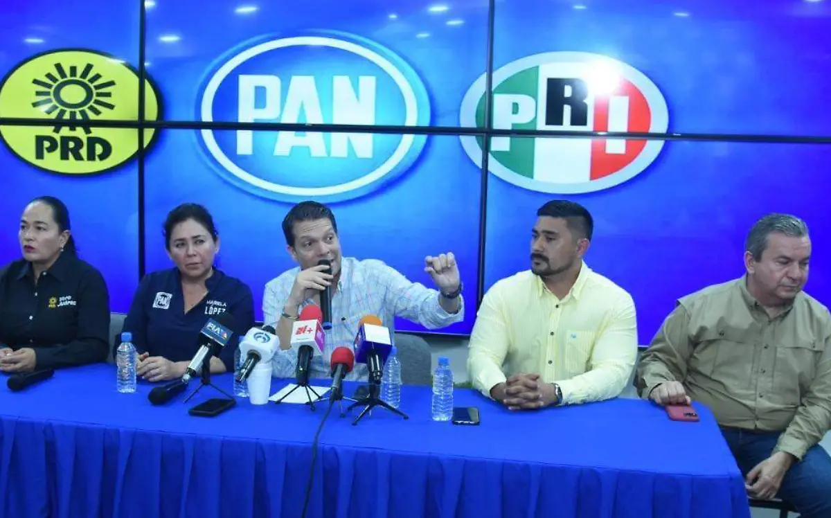 Rueda de prensa de la coalición Va por Tamaulipas tras las elecciones José Luis Tapia (1)