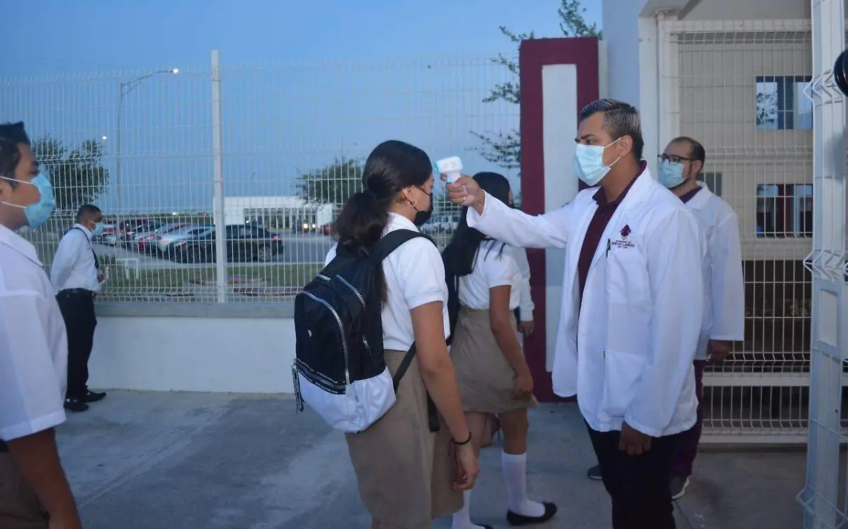 Con instalaciones rehabilitadas y filtros sanitarios, más de 100 mil estudiantes regresan a clases en Nuevo Laredo Gobierno de NLD