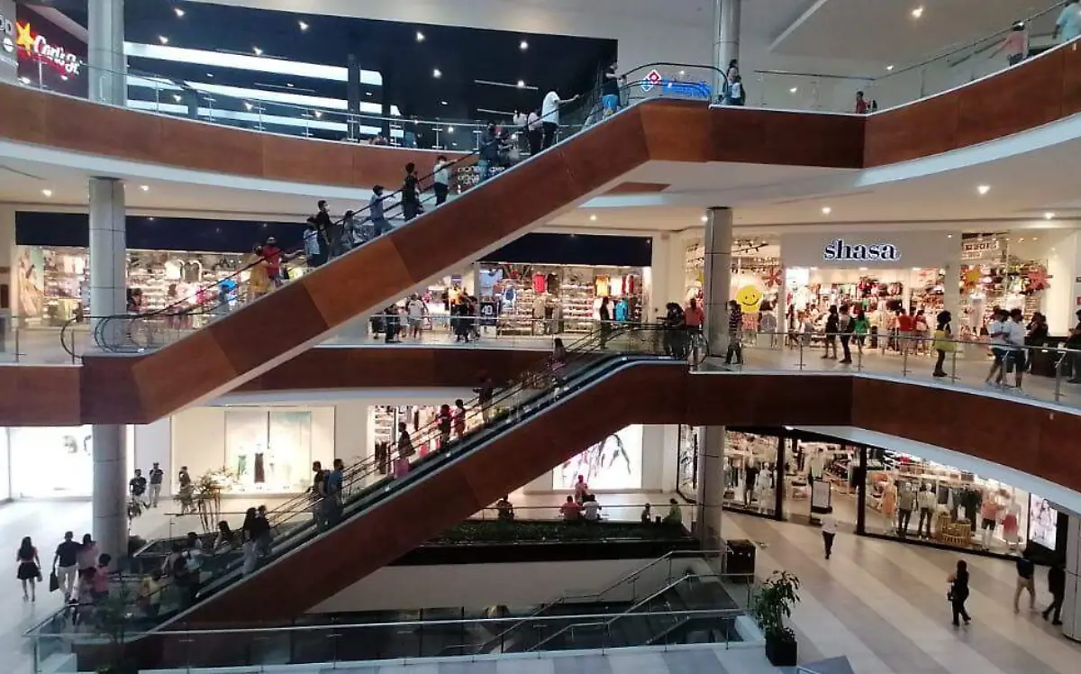 Plazas comerciales en Tampico para visitar este verano  José Luis Tapia