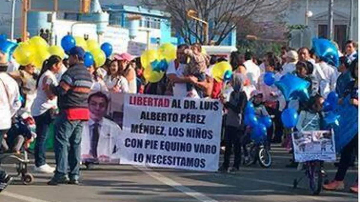 marchamedicos-oaxaca-homicidio (1)