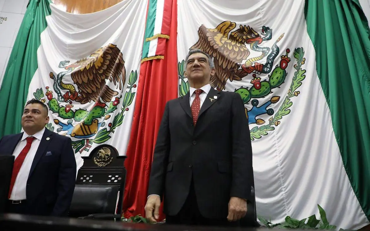 Gobernador presenta iniciativa de seguridad a diputados del Tamaulipas 
