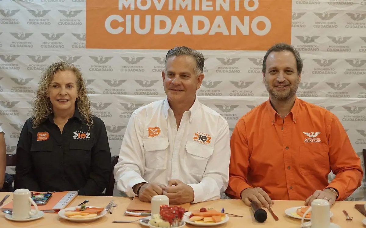 El candidato de Movimiento Ciudadano estuvo en Reynosa Equipo de campaña de Arturo Diez