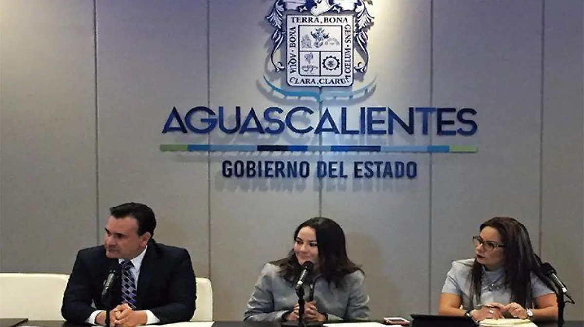 exfuncionarios