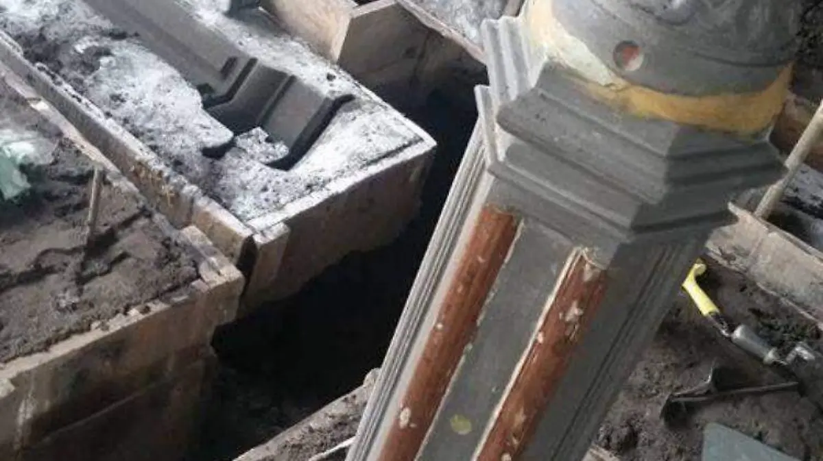 Bancas y faroles del primer cuadro de Tampico