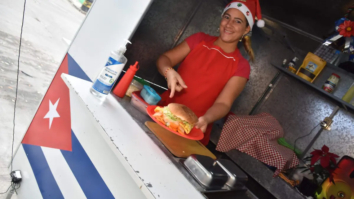 Dariagnis, originaria de Santiago de Cuba, llegó al puerto de Tampico hace poco más de un año y medio