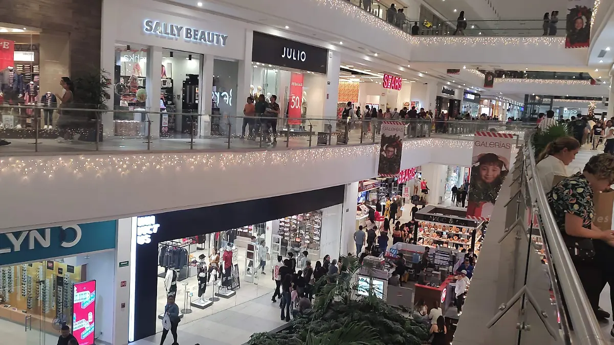 Se presume que la mujer falleció de un infarto en el interior del centro comercial Galerías Altama