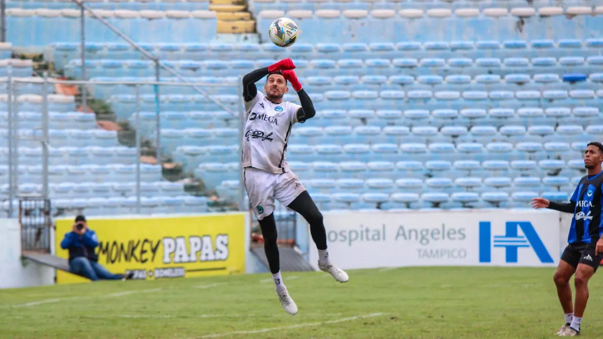 Jaiba Brava se prepara contra Morelia