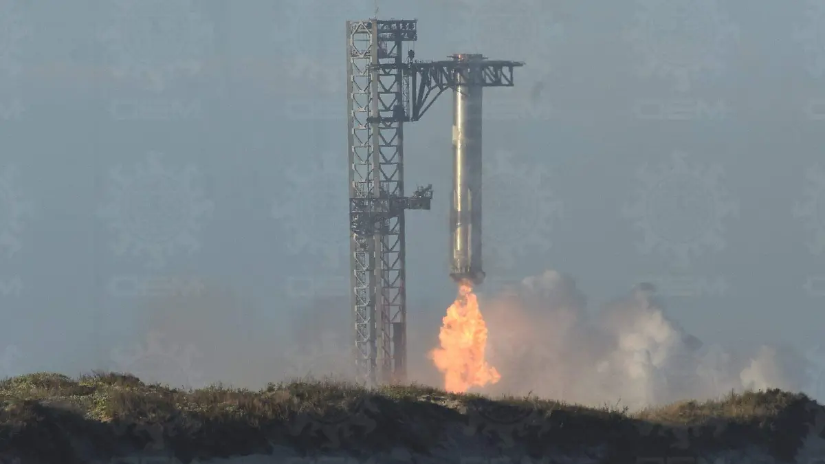 En esta ocasión se logró que el propulsor de Starship regresara a la plataforma de lanzamiento