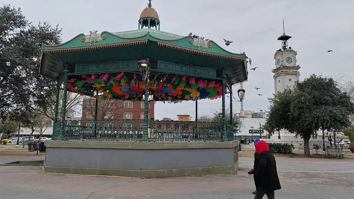 La zona Centro de Nuevo Laredo se encuentra casi desierta debido a las bajas temperaturas