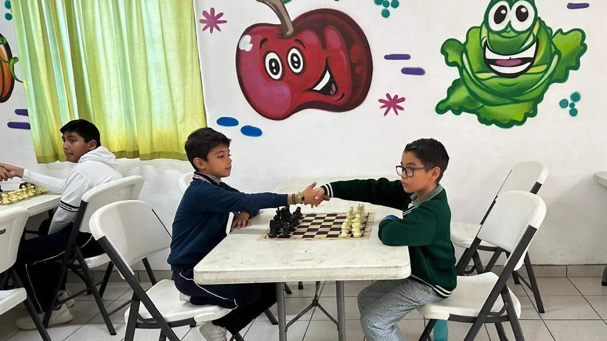 Mateo ajedrez competencia