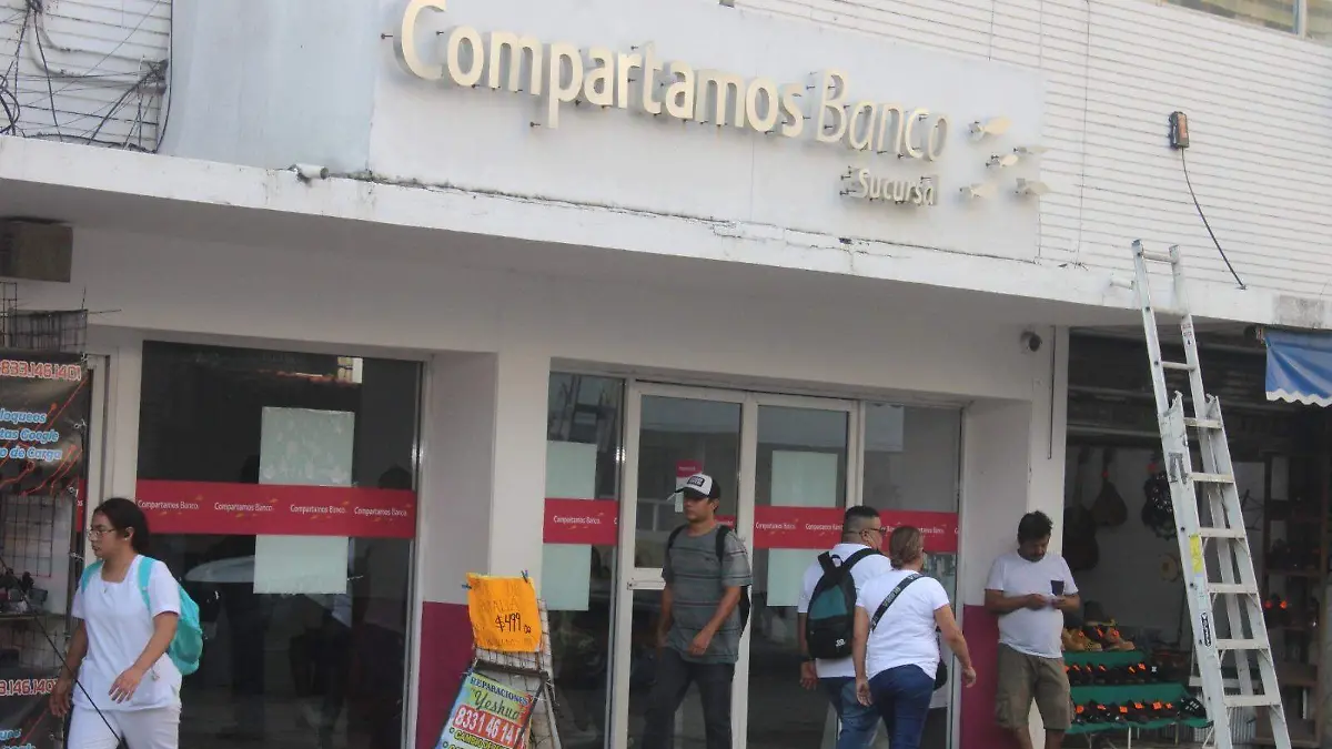 A pesar de que antes de otorgar un préstamo, se evalúa la capacidad financiera de los usuarios, algunas personas suelen no pagar sus deudas 