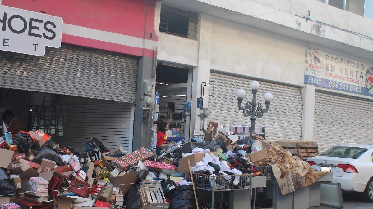 El desalojo de la zapatería fue este viernes 7 de febrero