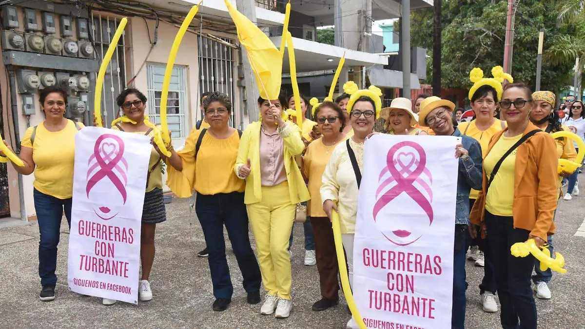 Realizan caminata para crear conciencia sobre el cáncer infantil en Tampico