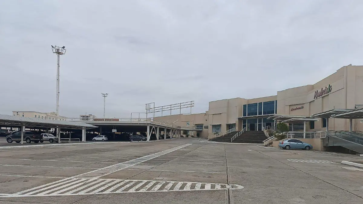 La tienda Chedraui Selecto estaría al frente de Plaza Crystal en Tampico 