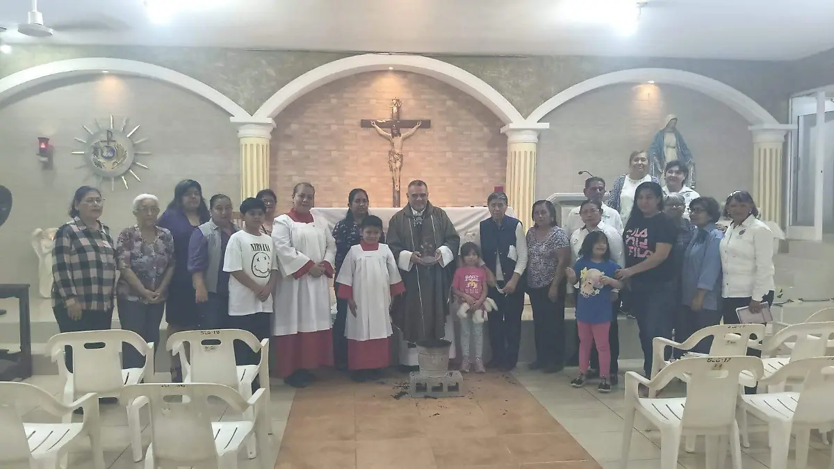 En la parroquia San Luis Gonzaga se realizó el ritual