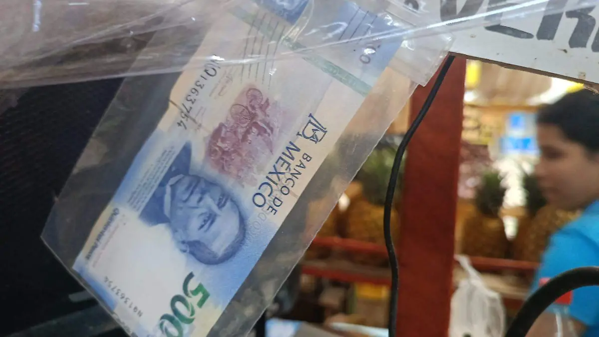 alertan por la circulacion de billetes falsos