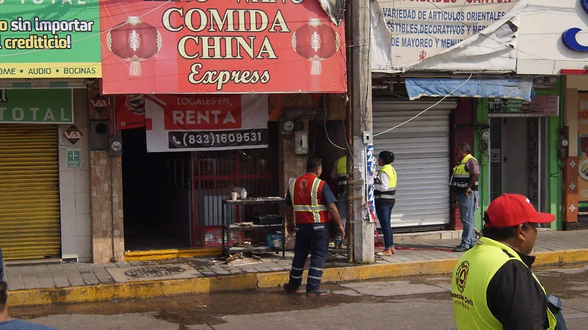El incendio ocurrió en un negocio ubicado sobre la Avenida Álvaro Obregón de Ciudad Madero