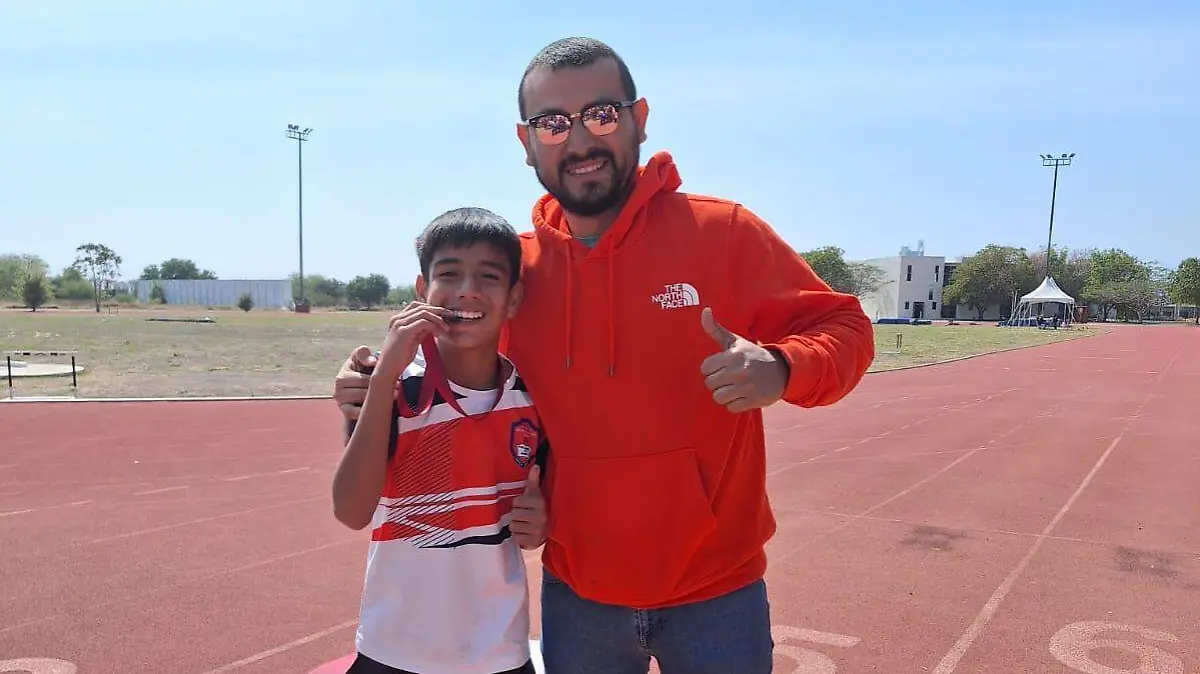 El apoyo para Ernesto “La Gacela” Vivas viene de sus maestros, familiares y amigos