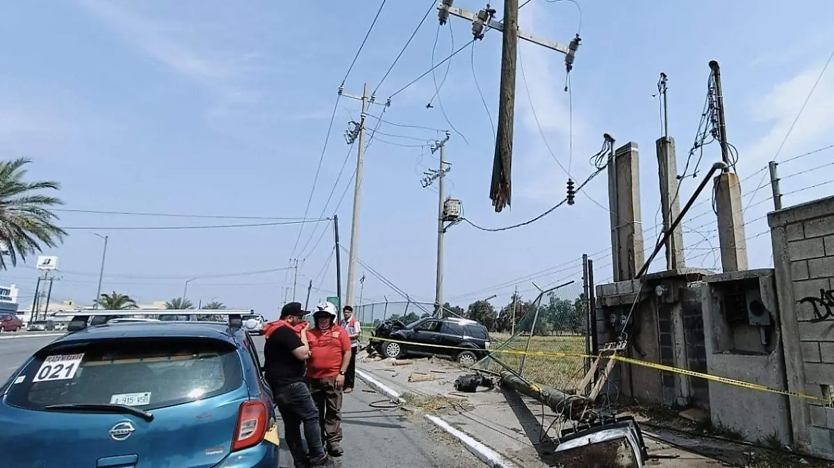 Choque frente al aeropuerto de Tampico durante la mañana del domingo 30 de marzo