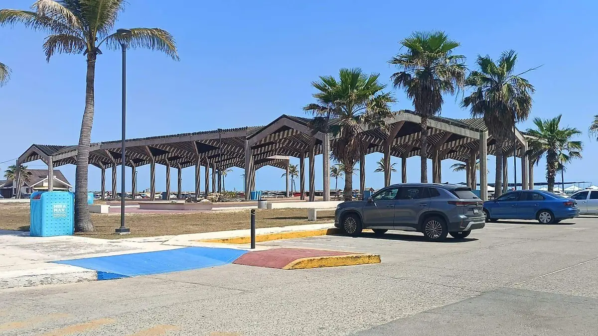 Plaza Gobernadores Miramar