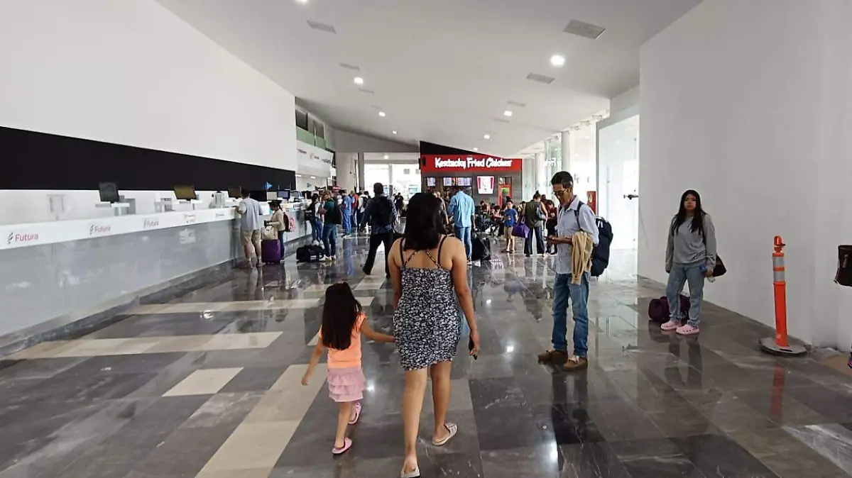 Refuerzan seguridad en la Central Camionera por Semana Santa