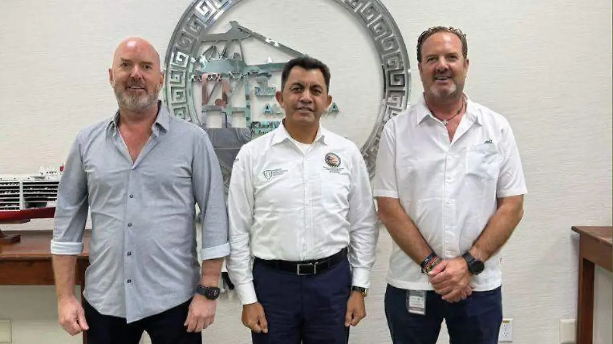 Directivos de IPA Steel en Asipona Altamira