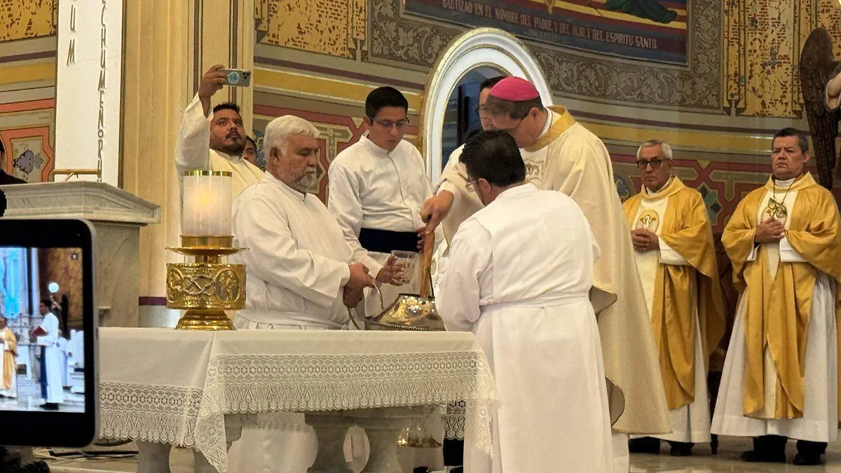 Misa Crismal es una de las principales celebraciones litúrgicas previas al Triduo Pascual 