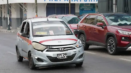 Pacientes de hospitales desechan residuos peligrosos en transporte público de Tampico Josué García