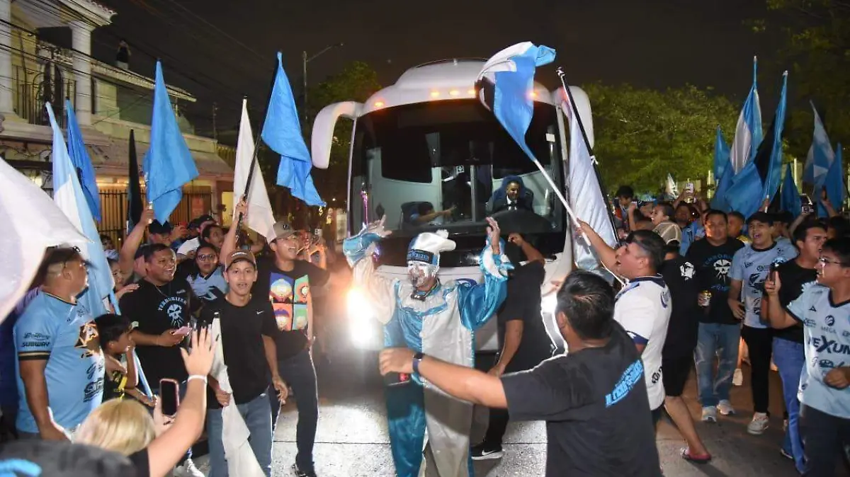 Así se vivió la épica Caravana a la Liguilla previo al partido en el Estadio Tamaulipas