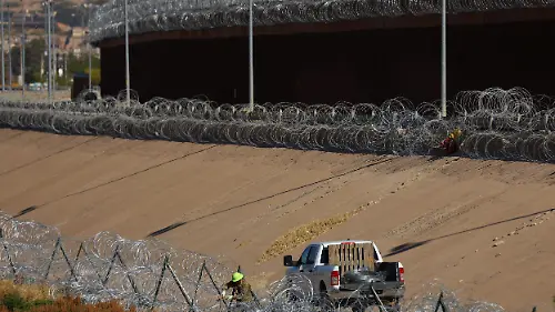 2025-05-05T230052Z_912941916_RC2LBEAPTKGE_RTRMADP_3_USA-TRUMP-MIGRATION-MEXICO