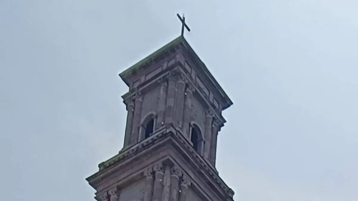 El repicar de las campanas de la Iglesia Catedral de Tampico siempre cuentan una historia