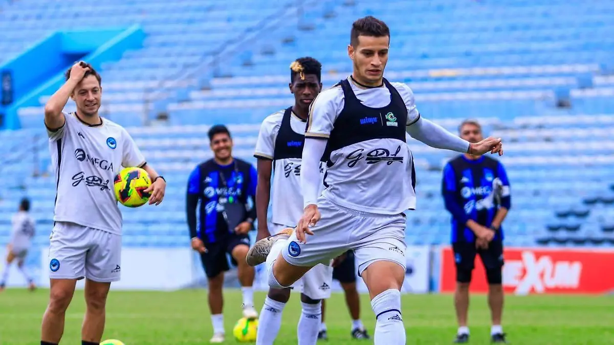 Danilo Santacruz menciona que la Jaiba Brava afrontará de forma intensa el partido contra Zacatecas 