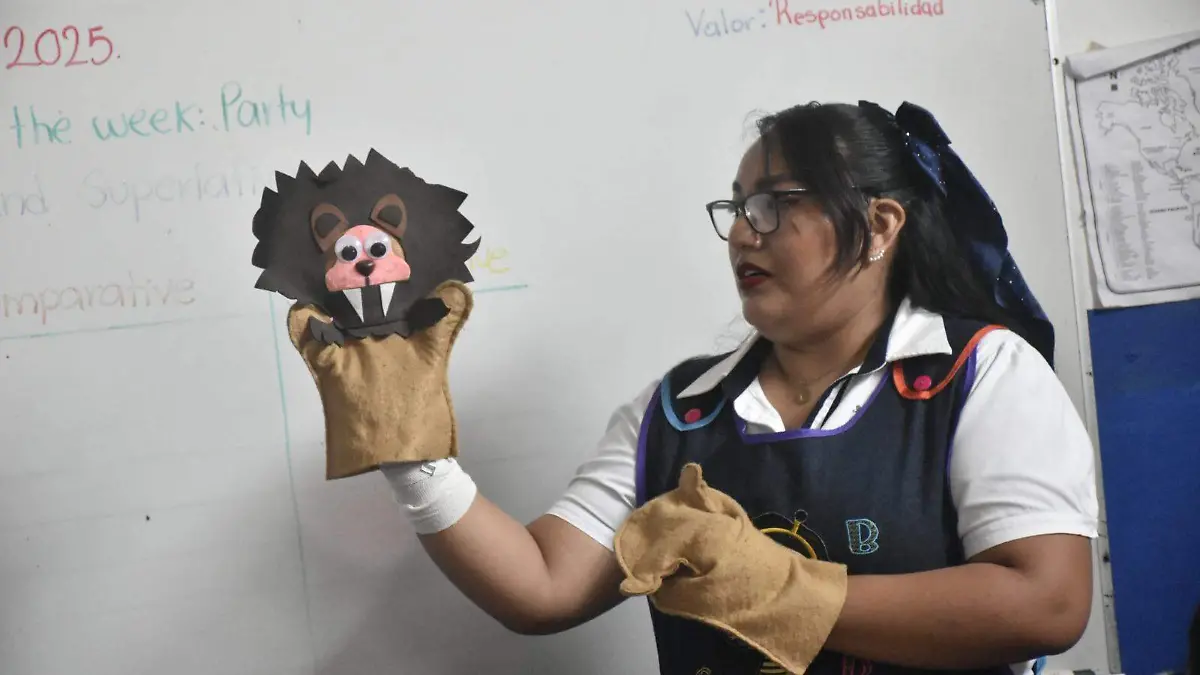 El Teacher Lion representa la disciplina, pero con un toque amable