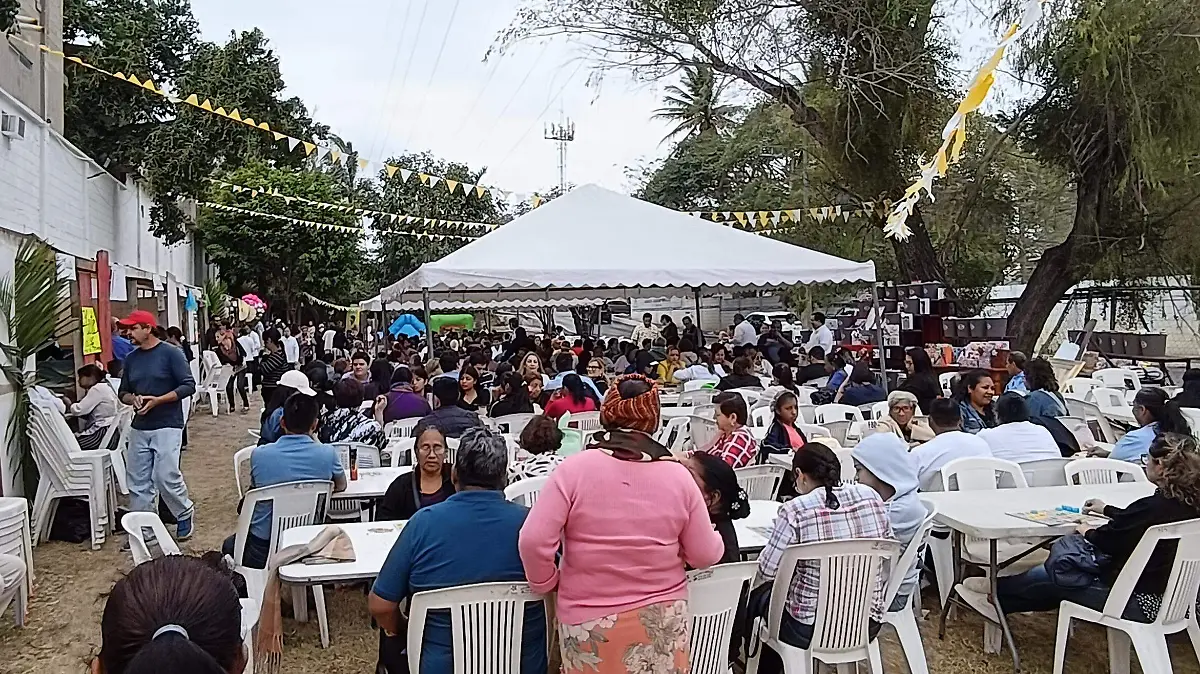 Las comunidades católicas hacen lo necesario para que las familias convivan