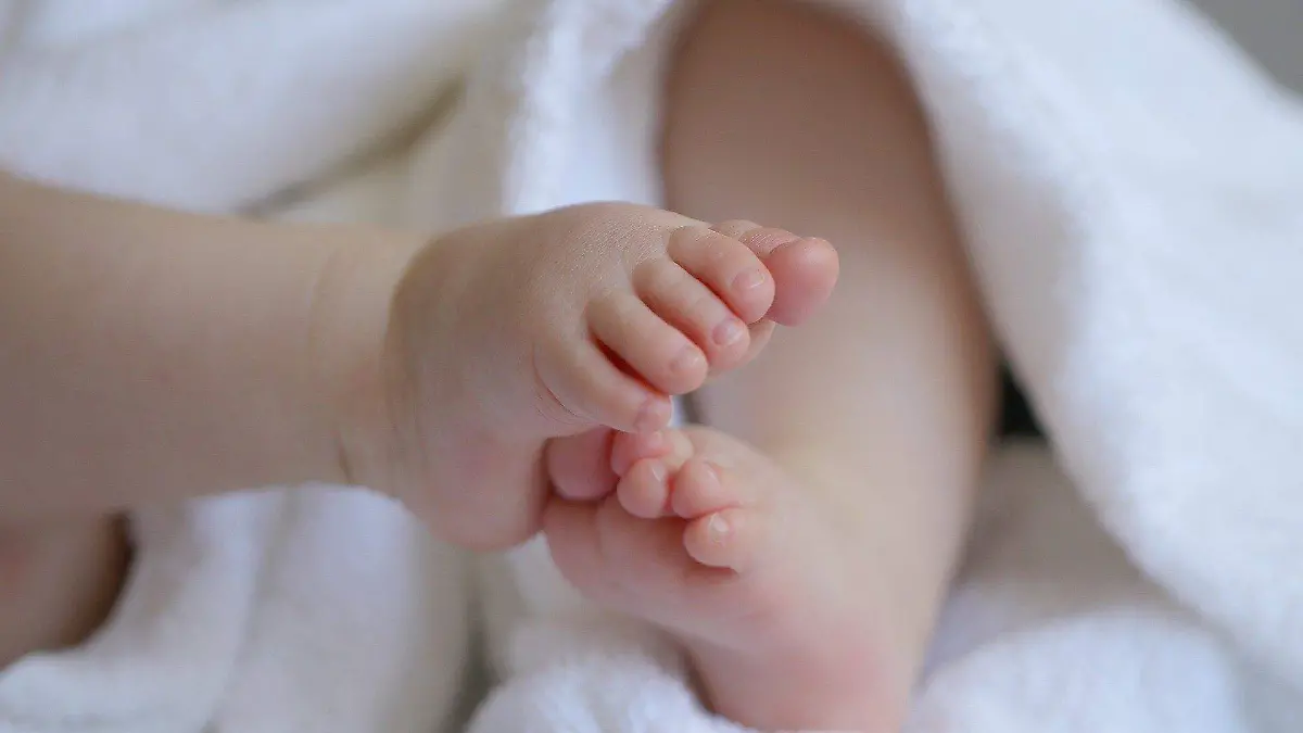 baby-g9fbb07577_1920