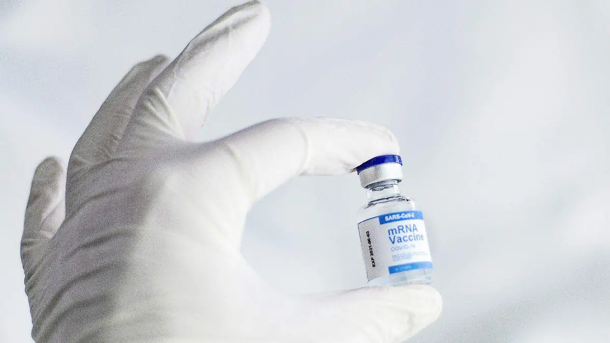 vaccine-gdd1794ee8_1920