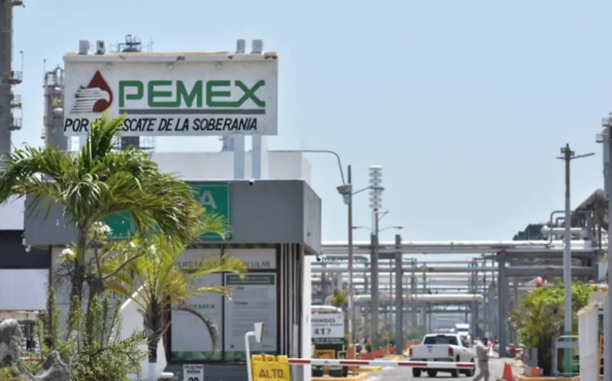 Captura de Pantalla 2021-12-08 a la(s) 15.41.00