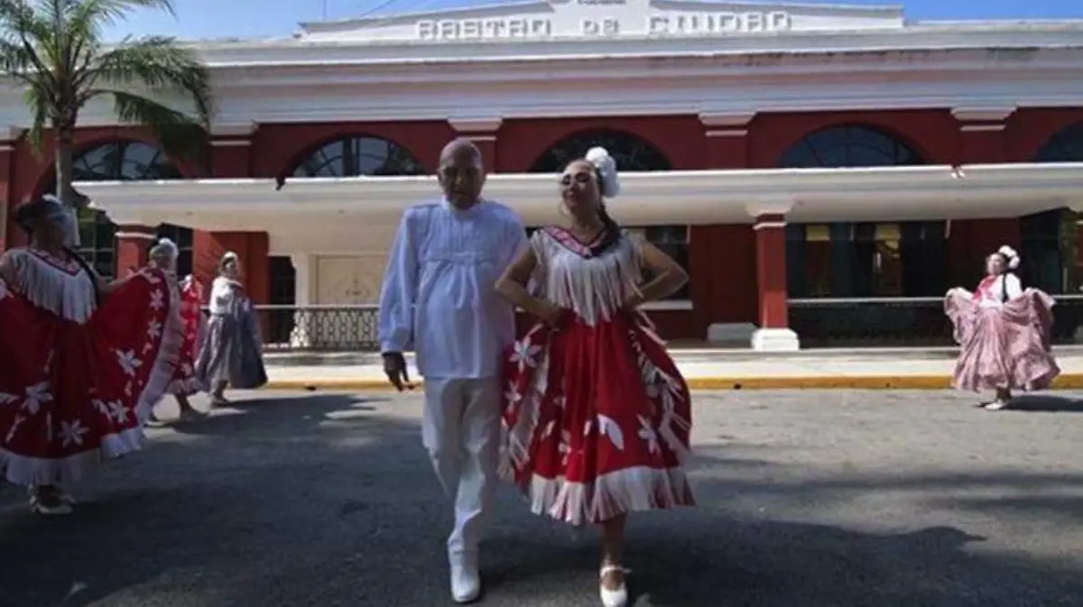 DANZA