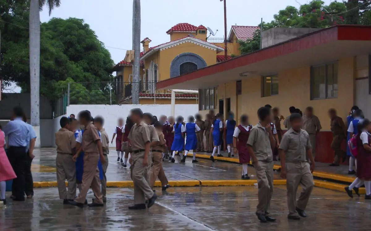 ESCUELAS